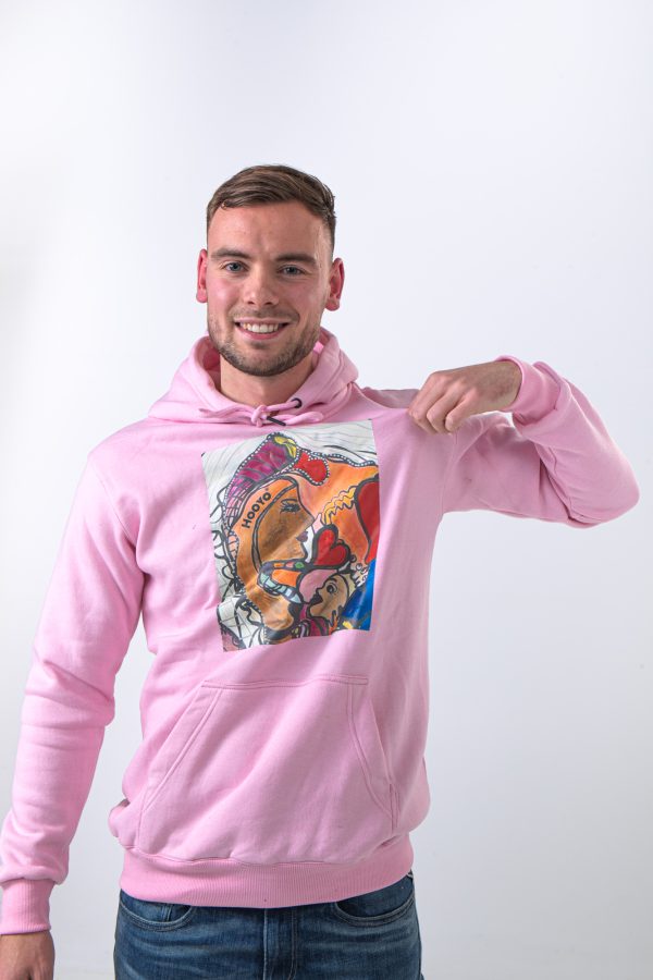 Hoody Man with HEAD Front Print MAMA AFRICA comes in Pink.