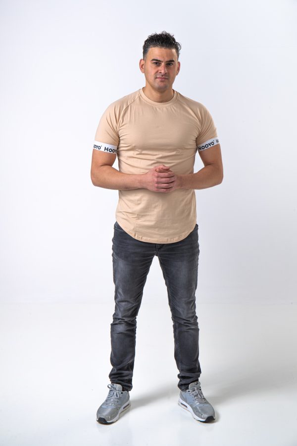Hooyo  t-shirt for men with SJ paris printed down the sleeves Beige - Image 2